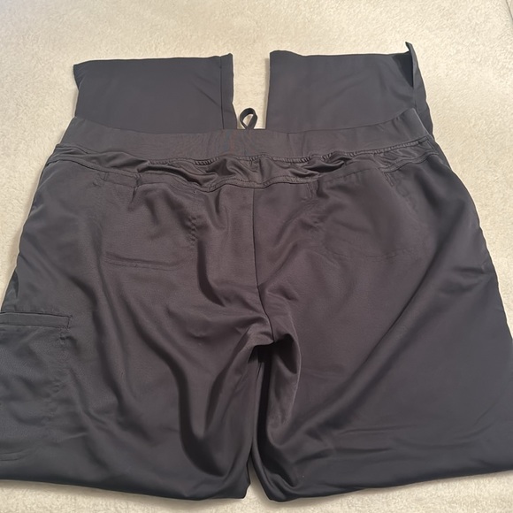 Women’s Greys Anatomy scrub pants, size XL Tall - Picture 4 of 6